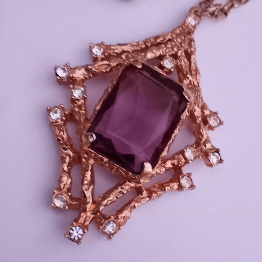 c1973 Sarah Coventry Twilight Amethyst Glass Rhinestone Gold Tone Parure - Picture 2 of 10